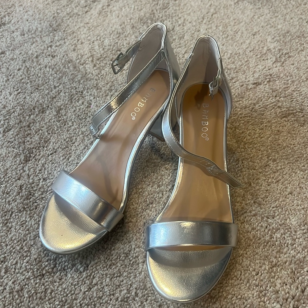 Like new silver sandals… used only once